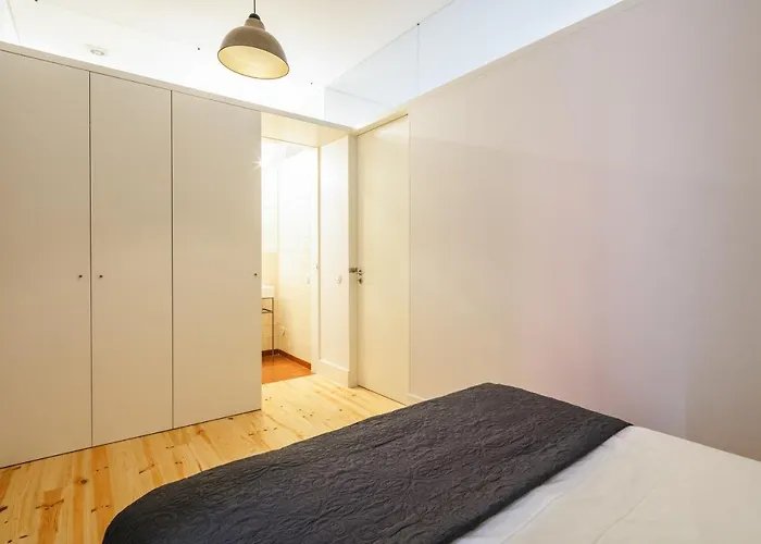 Charming T2 By Indulge Flats *