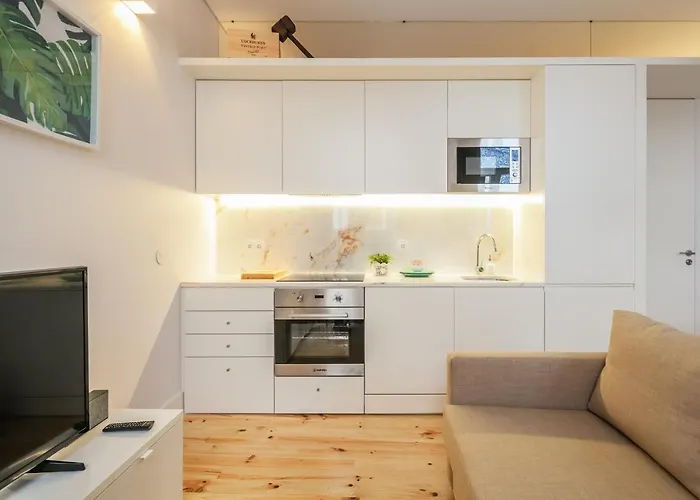 Charming T2 By Indulge Flats *